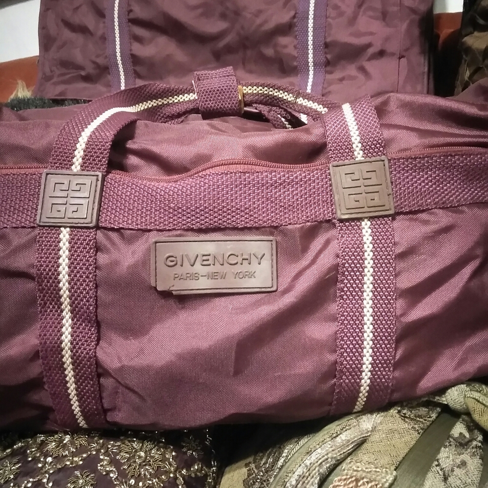 ❤GIVENCHY 1980s TRAVEL SET - Picture 2 of 7